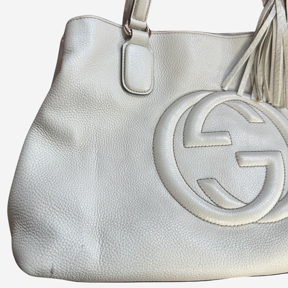 Gucci Cream Pebbled Calfskin Soho Shoulder Bag - Picture 5 of 11
